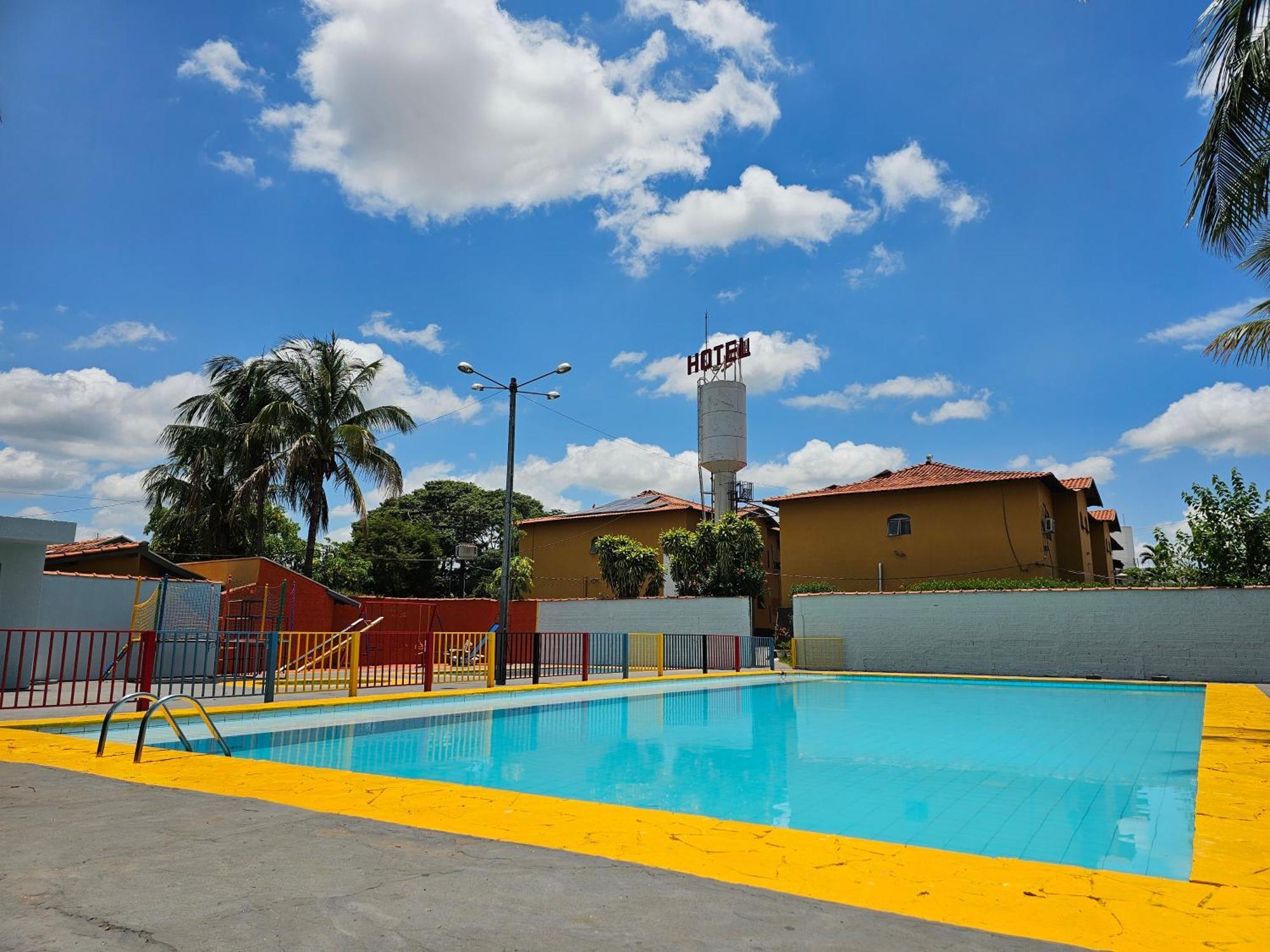 Esplanada Hotel Paraguacu Paulista Buitenkant foto