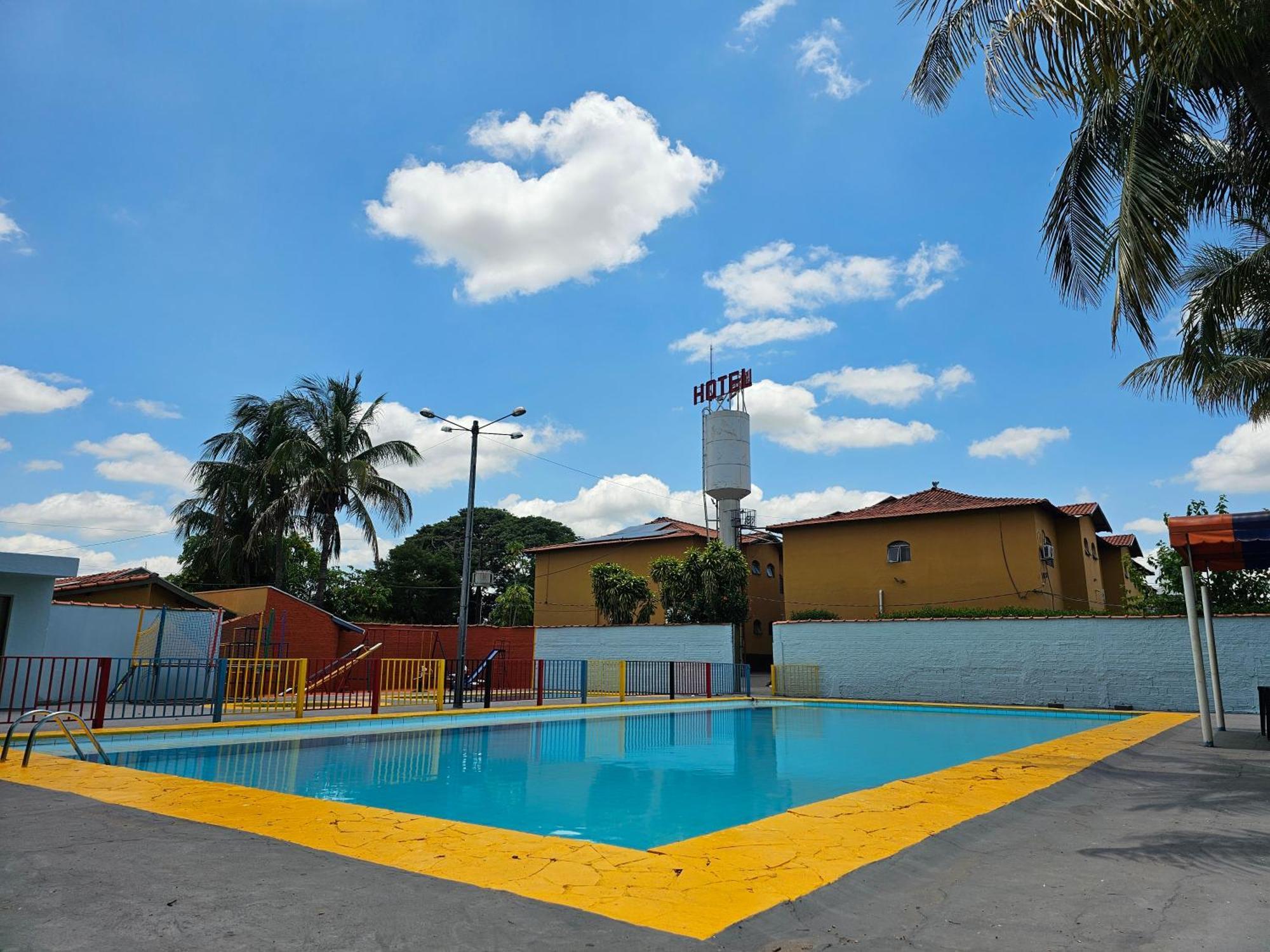 Esplanada Hotel Paraguacu Paulista Buitenkant foto