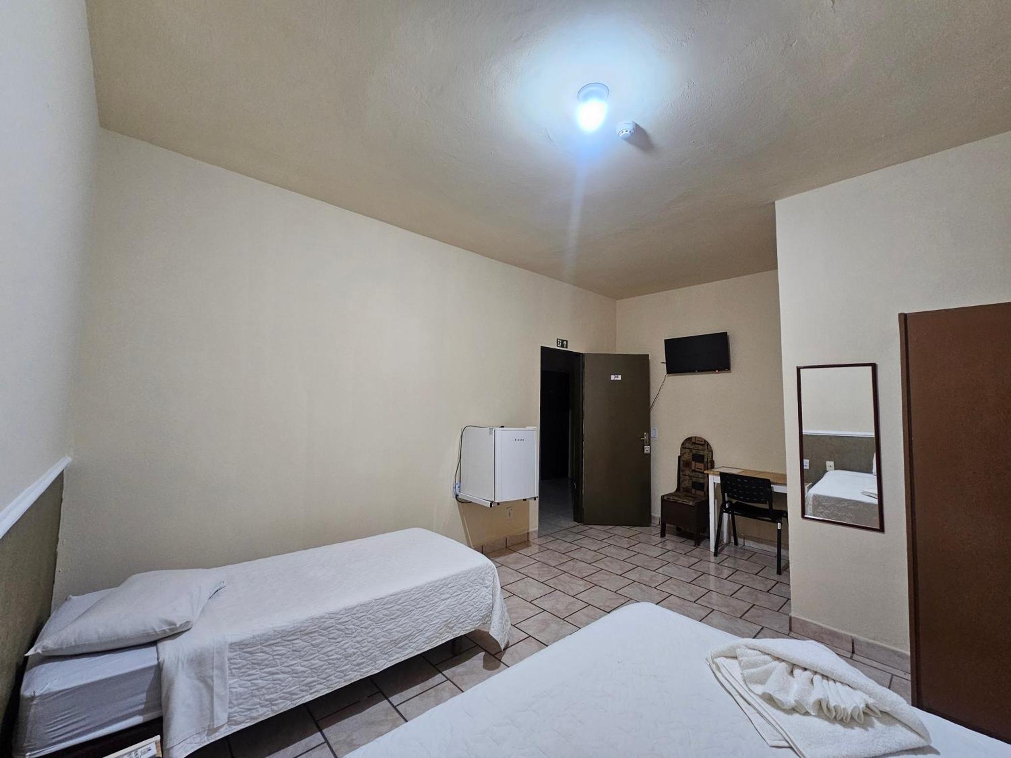 Esplanada Hotel Paraguacu Paulista Buitenkant foto