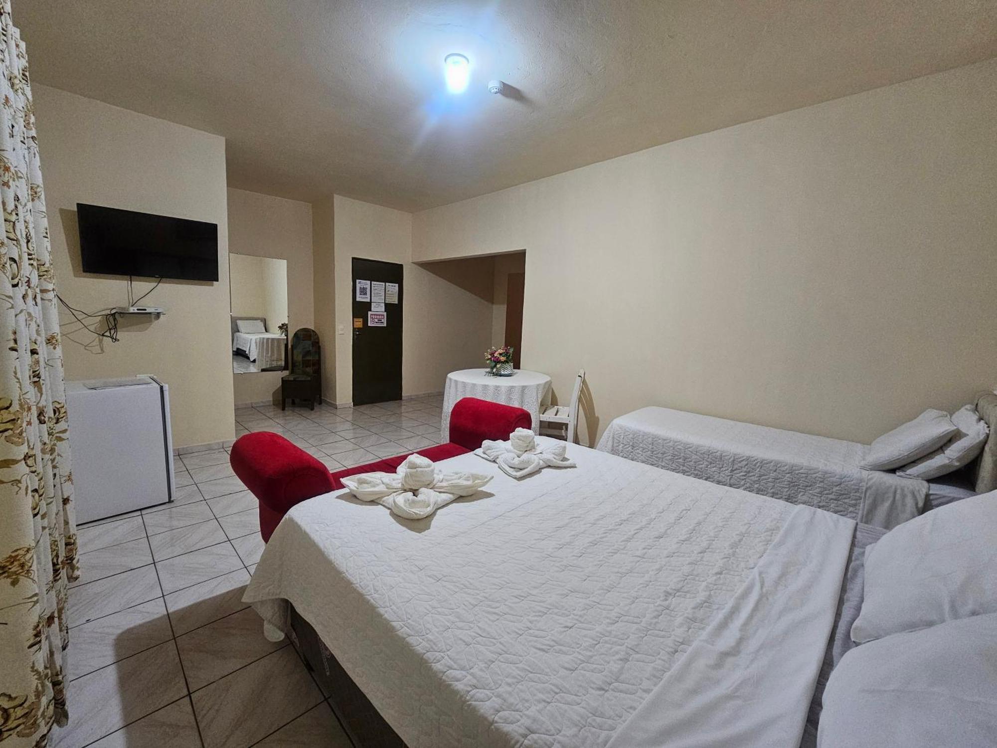 Esplanada Hotel Paraguacu Paulista Buitenkant foto
