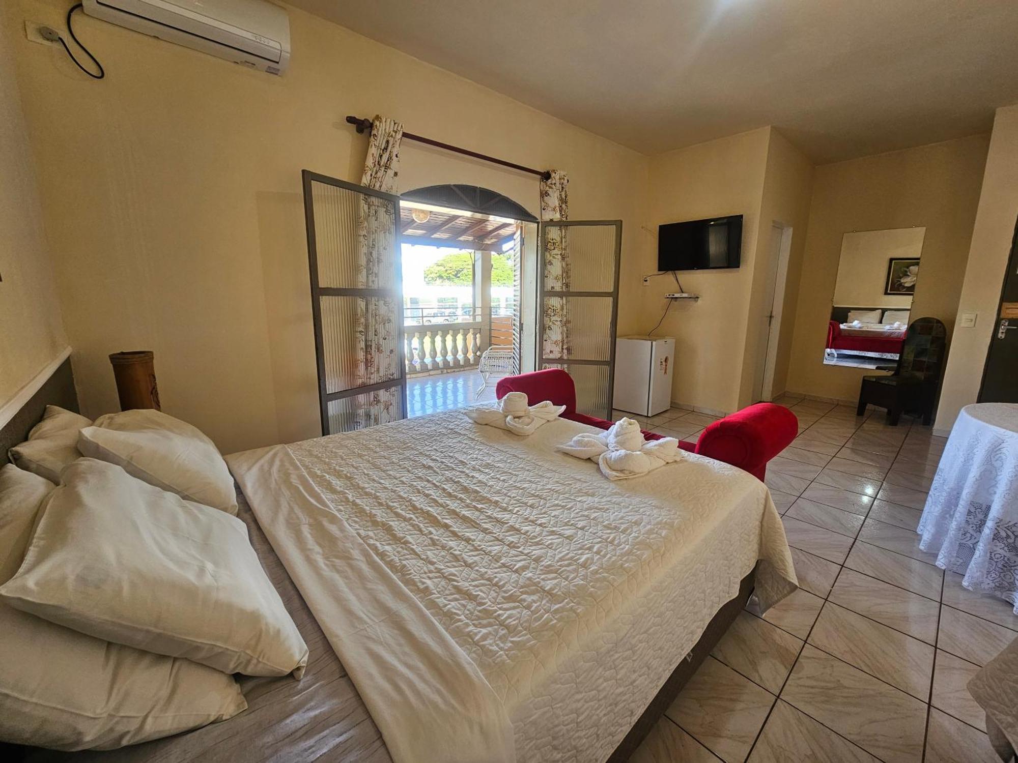 Esplanada Hotel Paraguacu Paulista Buitenkant foto